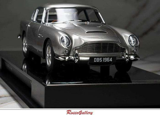 Amalgam 1:18 Aston Martin DB5 - Diecast Car Factory